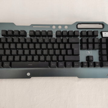 Klawiatura bezprzewodowa gamingowa K680 LED 2.4G (używany)