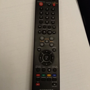 Oryginalny pilot do TV Samsung 00062E HDD TV DVD