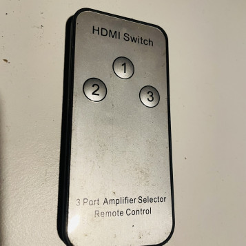 Kontroler pilot do wzmacniacza HDMI Switch Amplifier
