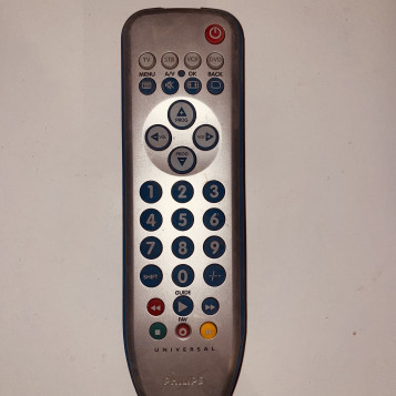 Oryginalny pilot Philips 2PUL CODE APAG uniwersalny
