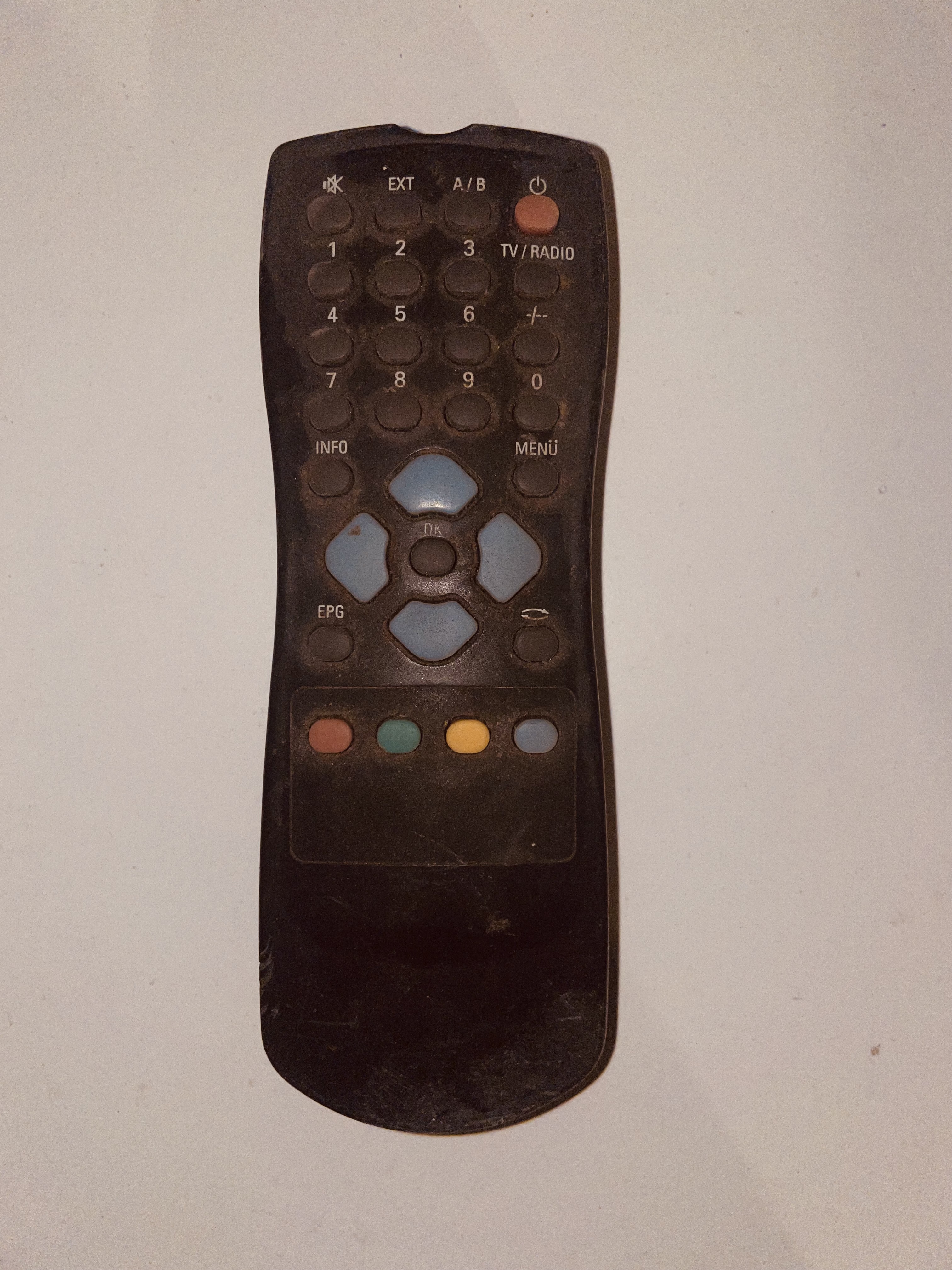 Oryginalny pilot do telewizora Technisat RC1112905/00
