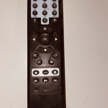 Pilot do odtwarzacza telewizora TV czarny