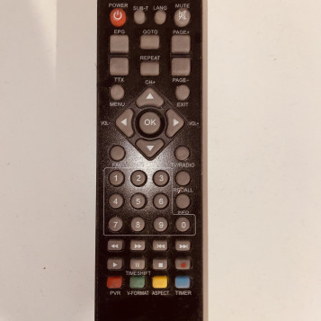 Czarny pilot do starego telewizora TTX