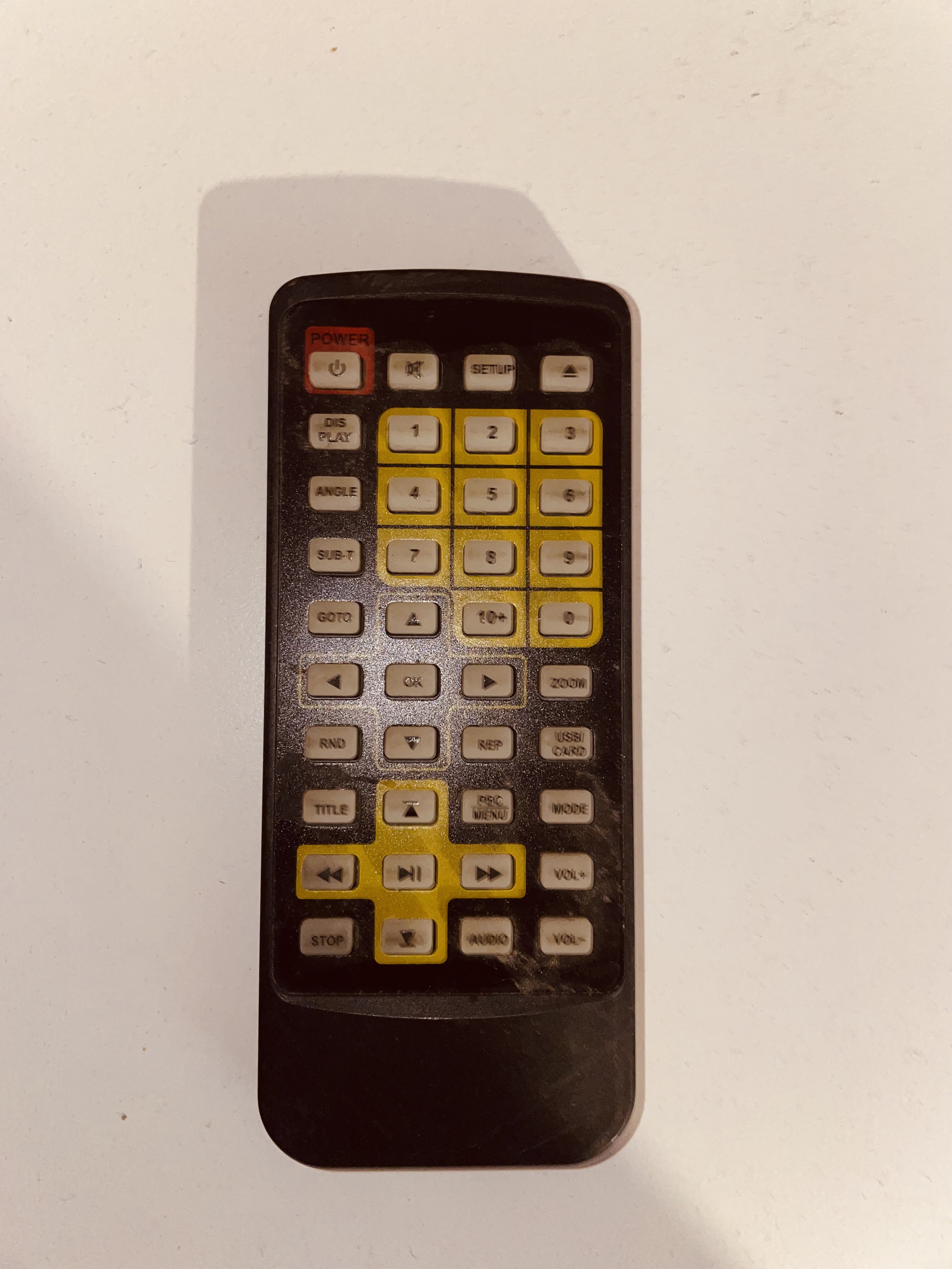 Czarny pilot do wzmacniacza wieży stereo Display