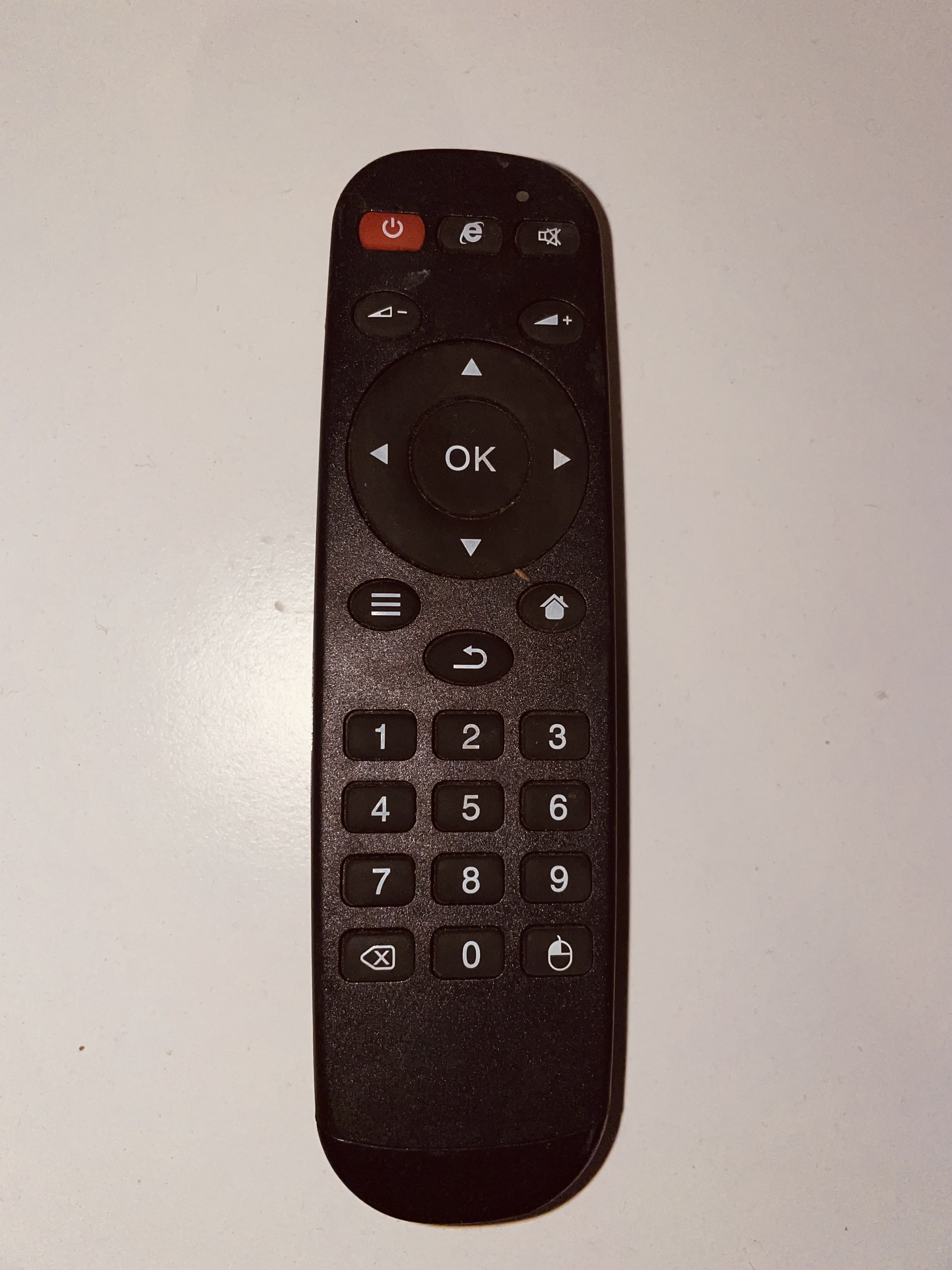 Pilot do tunera dekodera TV Boxa czarny