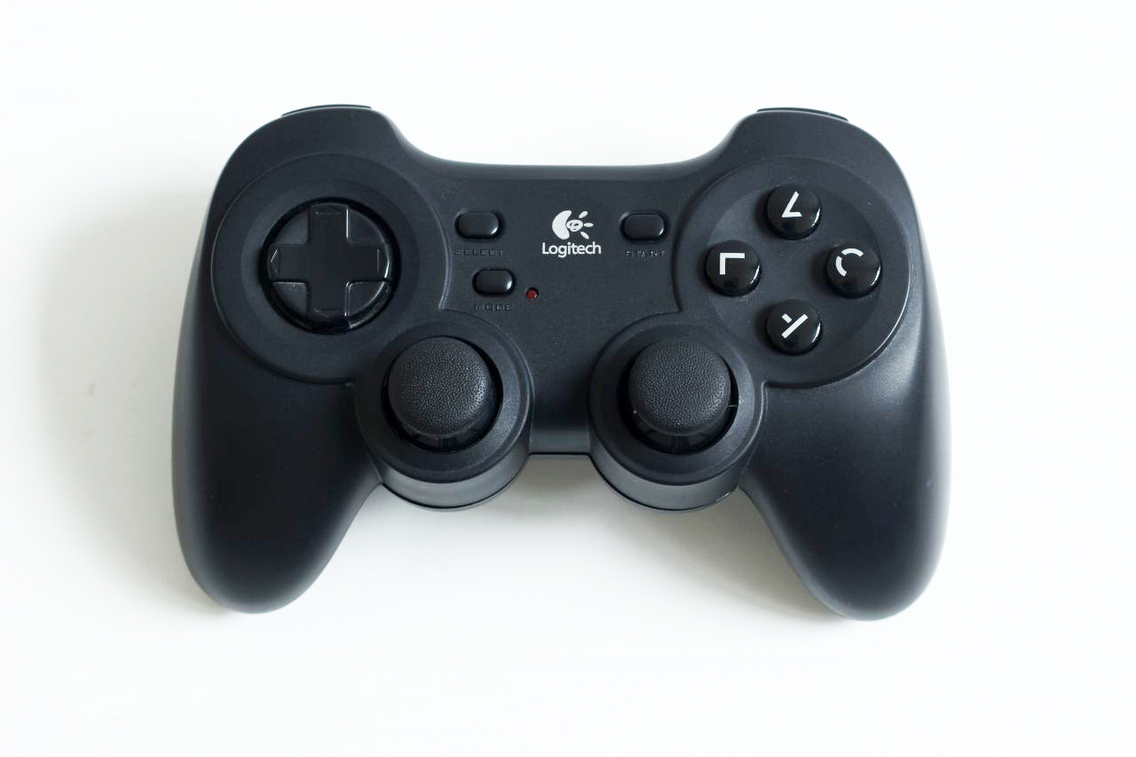 Bezprzewodowy kontroler Logitech G-X2H14A dla PlayStation 2