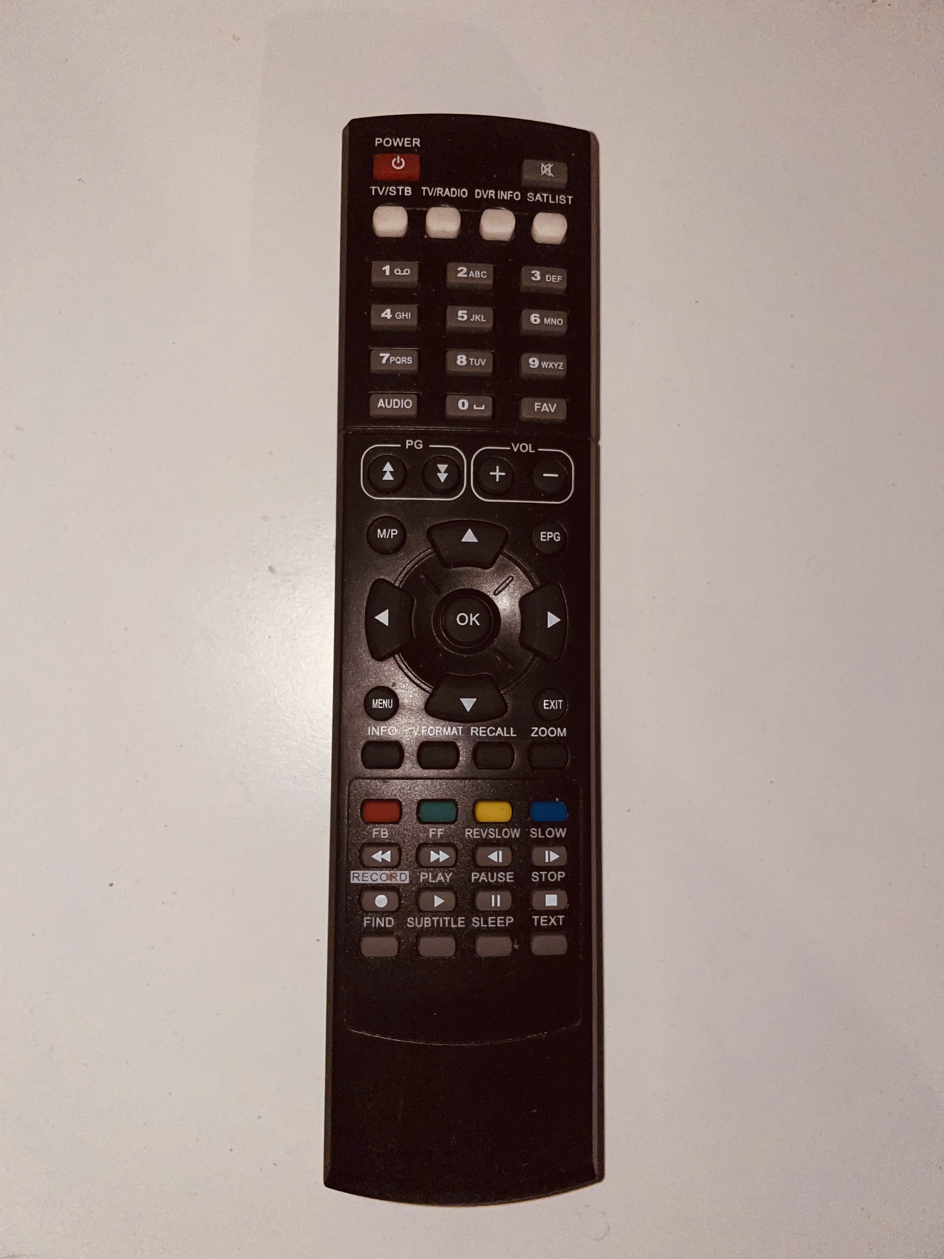 Pilot do telewizora TV STB RADIO DVR czarny