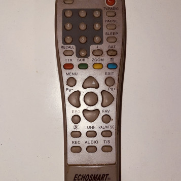 Pilot do TV telewizora ECHOSMART DSB-771