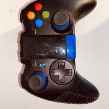 Kontroler pad gamepad do telefonu niebieski (ogłoszenie)