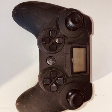 Kontroler pad do drona 2.4GHz – stan: używany