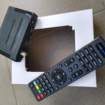 Oryginalny pilot do dekodera Freesat V7 MAX V7 Combo TV Box