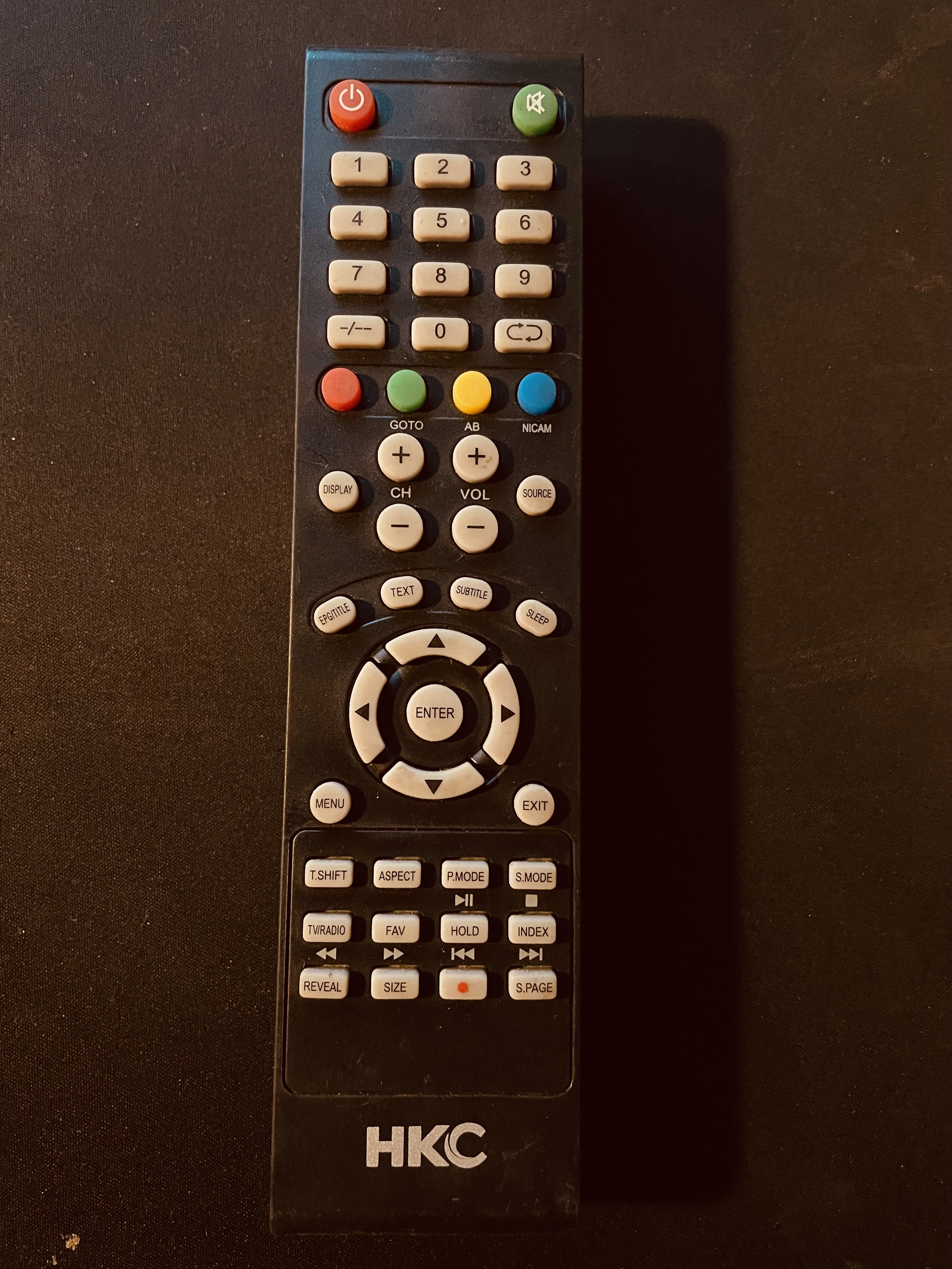 Oryginalny pilot do TV telewizora HKC czarny