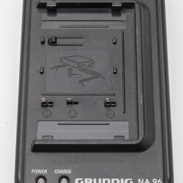 Zasilacz sieciowy ładowarka do akumulatorów Grundig NA-96