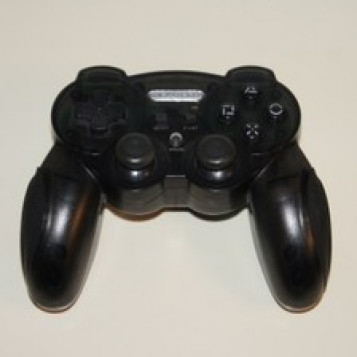 Bezprzewodowy pad JOYTECH do PlayStation PS2 – stan: używany