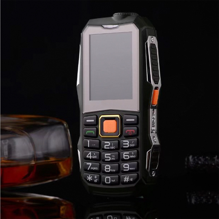 Tani telefon komórkowy Land Rover 2.4cal odblokowany 1200mAh latarka