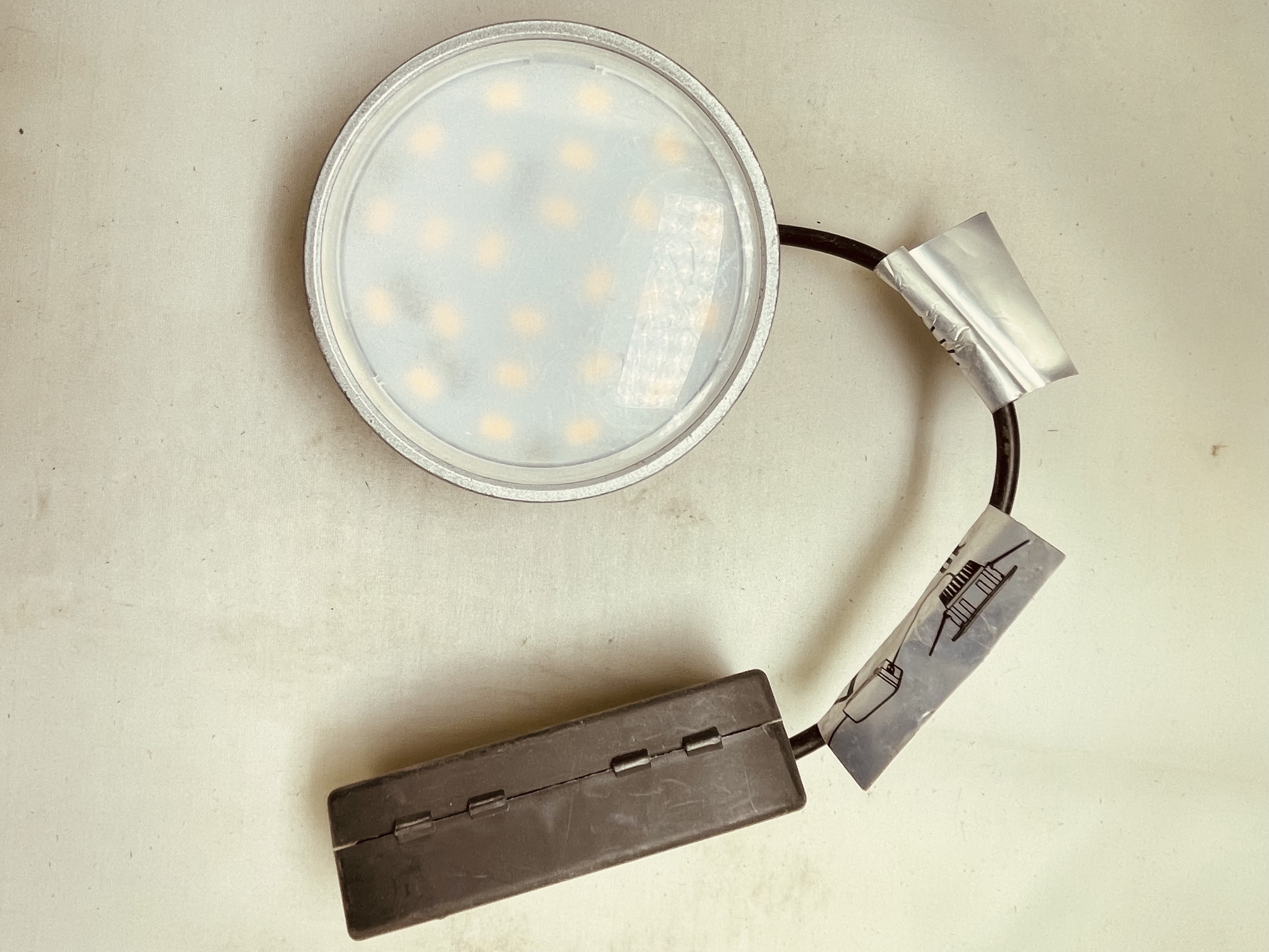 Żarówka LED wodoodporna do basenu ogrodu 12V IP20