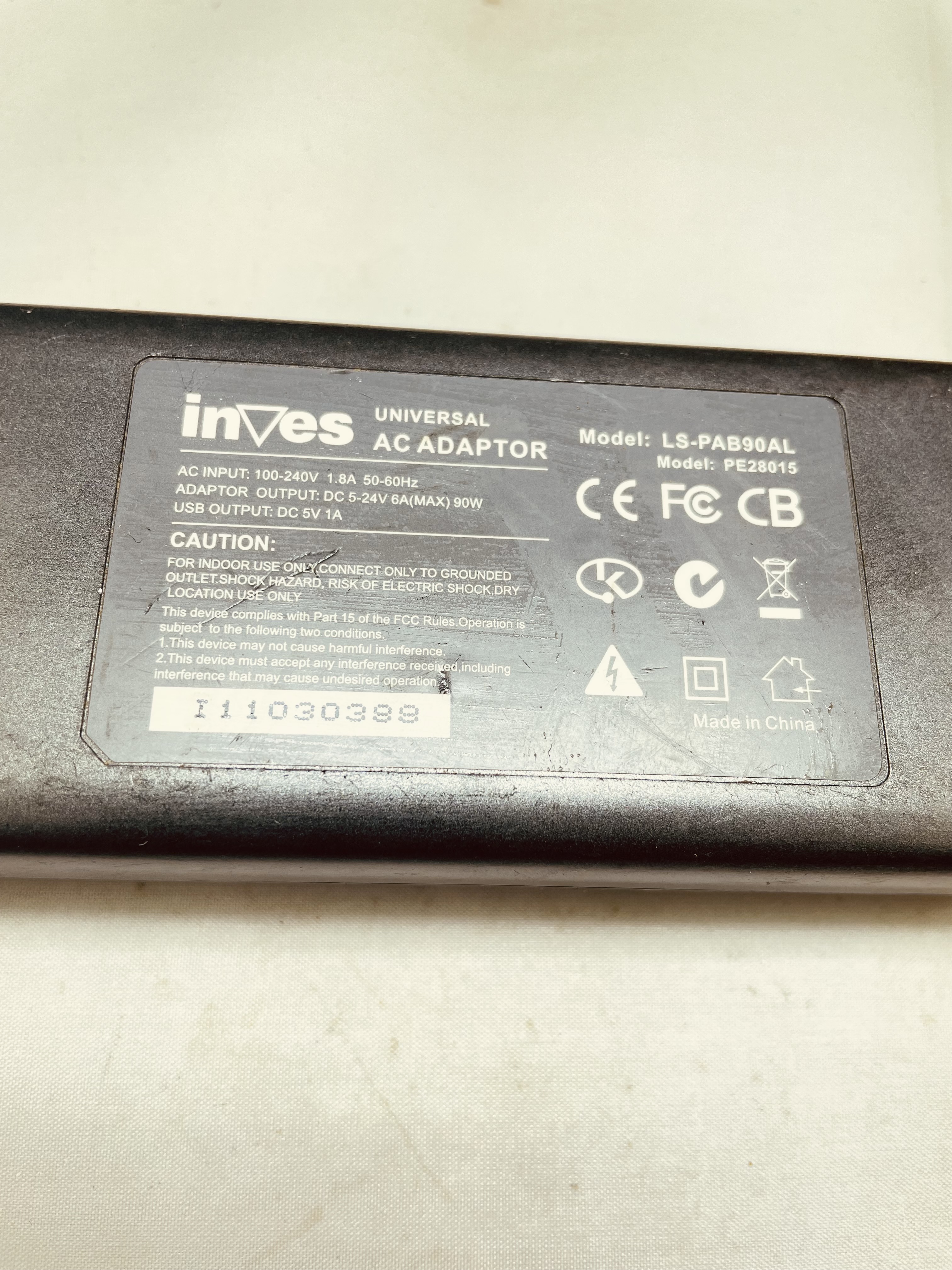 Zasilacz sieciowy Ivnes LS-PAB90AL PE 28015 24V 6A