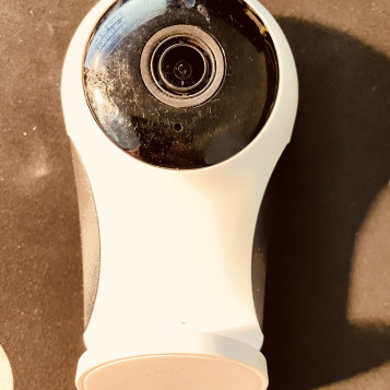 Kamera na podstawce niania K1-B 1080P Pan/Tilt (używany)