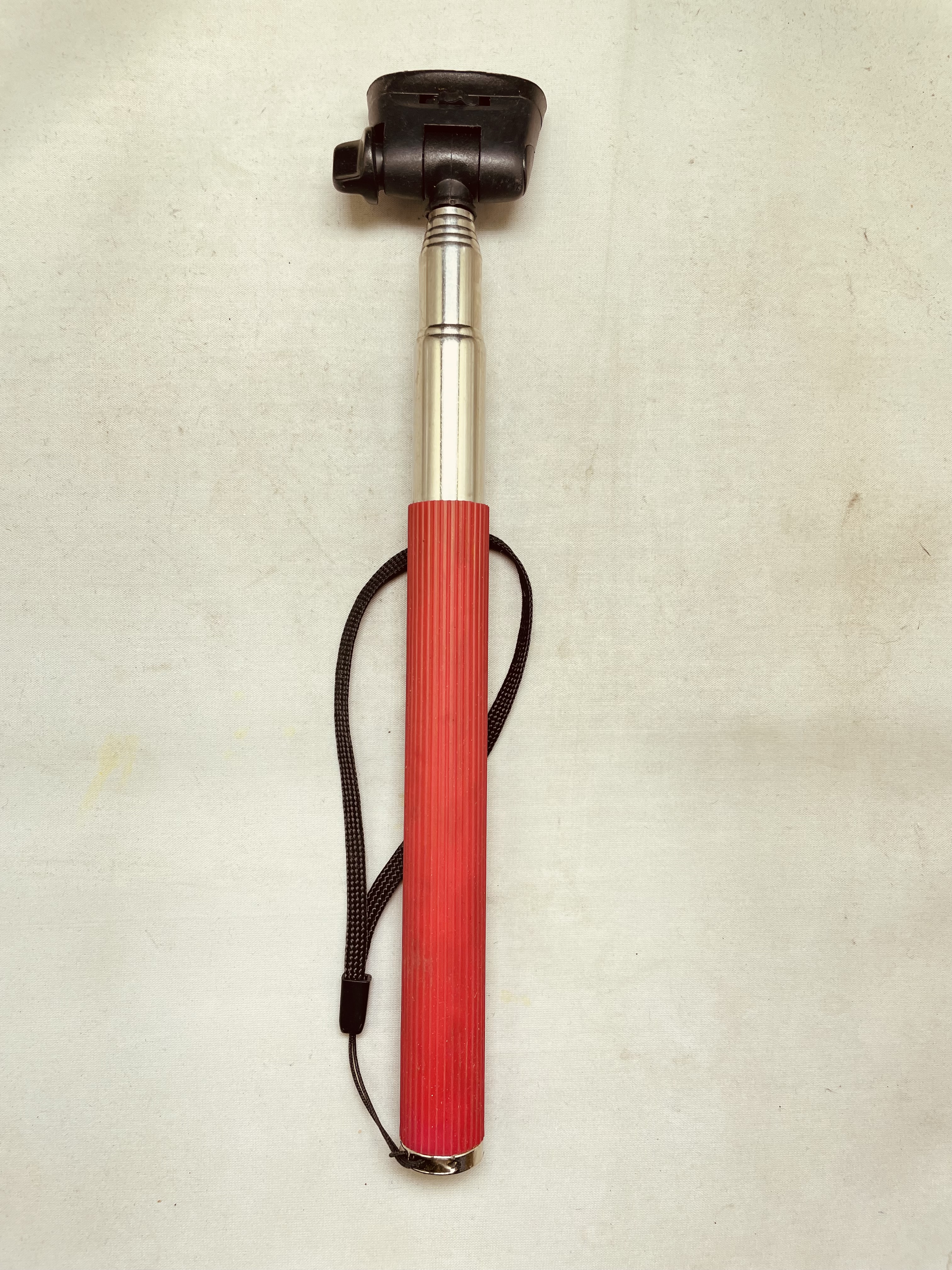 Kijek do selfie stick monopod statyw pilot Bluetooth czerwony