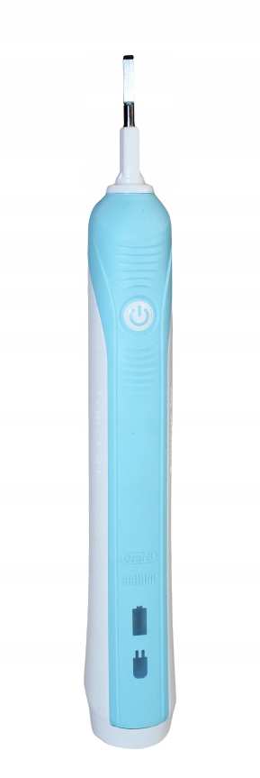 Szczoteczka elektryczna Oral-B Braun 3766 Pro 2 2500 jasny niebieski