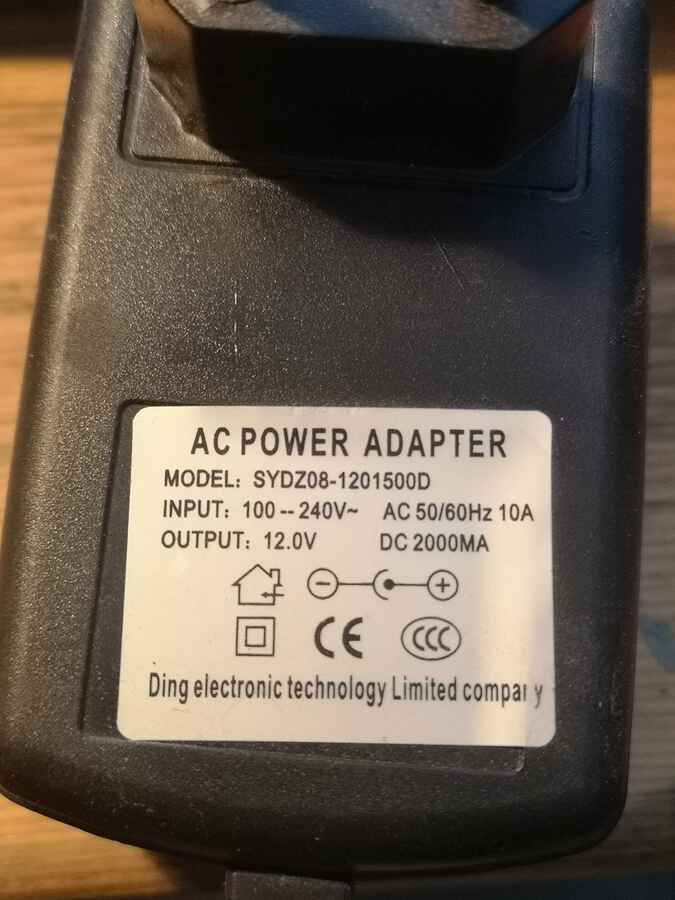 Zasilacz sieciowy SYDZ08-1201500D 12V 2000mAh