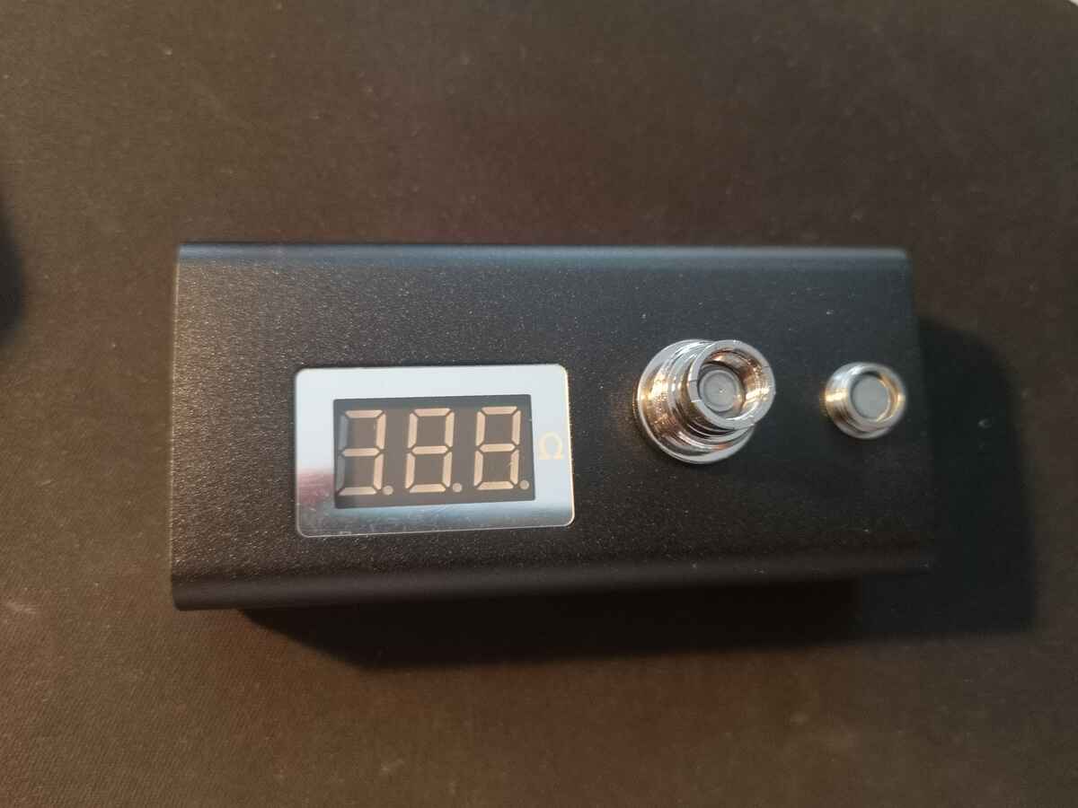Miernik oporności do eCigs gwint 510 LCD EGO czarny