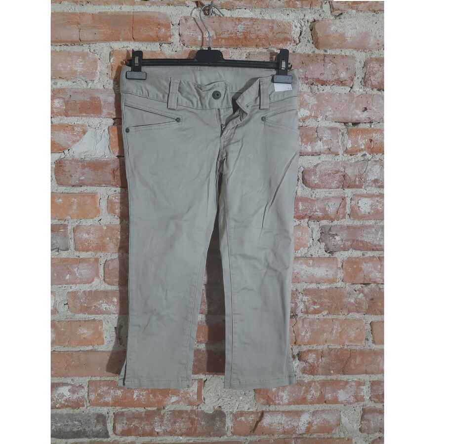 Spodnie damskie jeansowe 3/4 Vero Moda