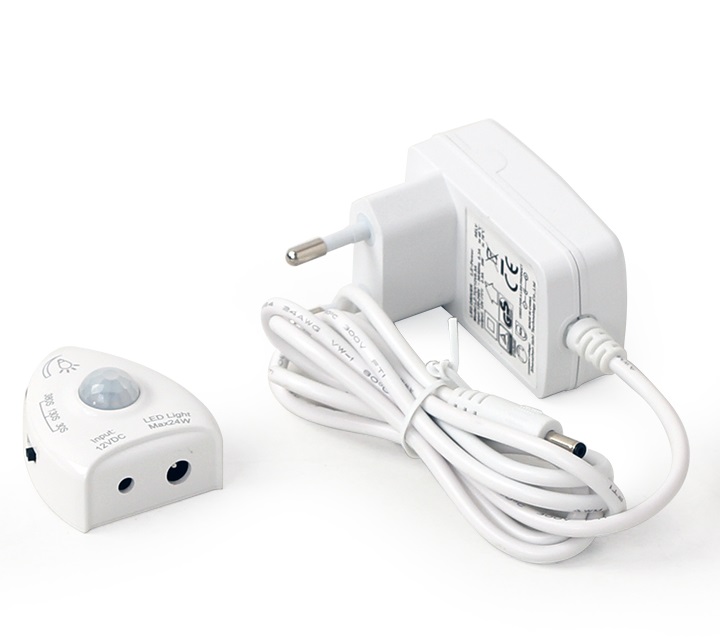 Czujnik ruchu do taśmy LED Maxxter ACT-LED-S01 z zasilaczem