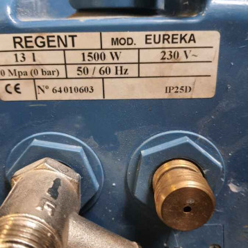 Elektryczny podgrzewacz wody bojler Eureka Regent 1500W 13L