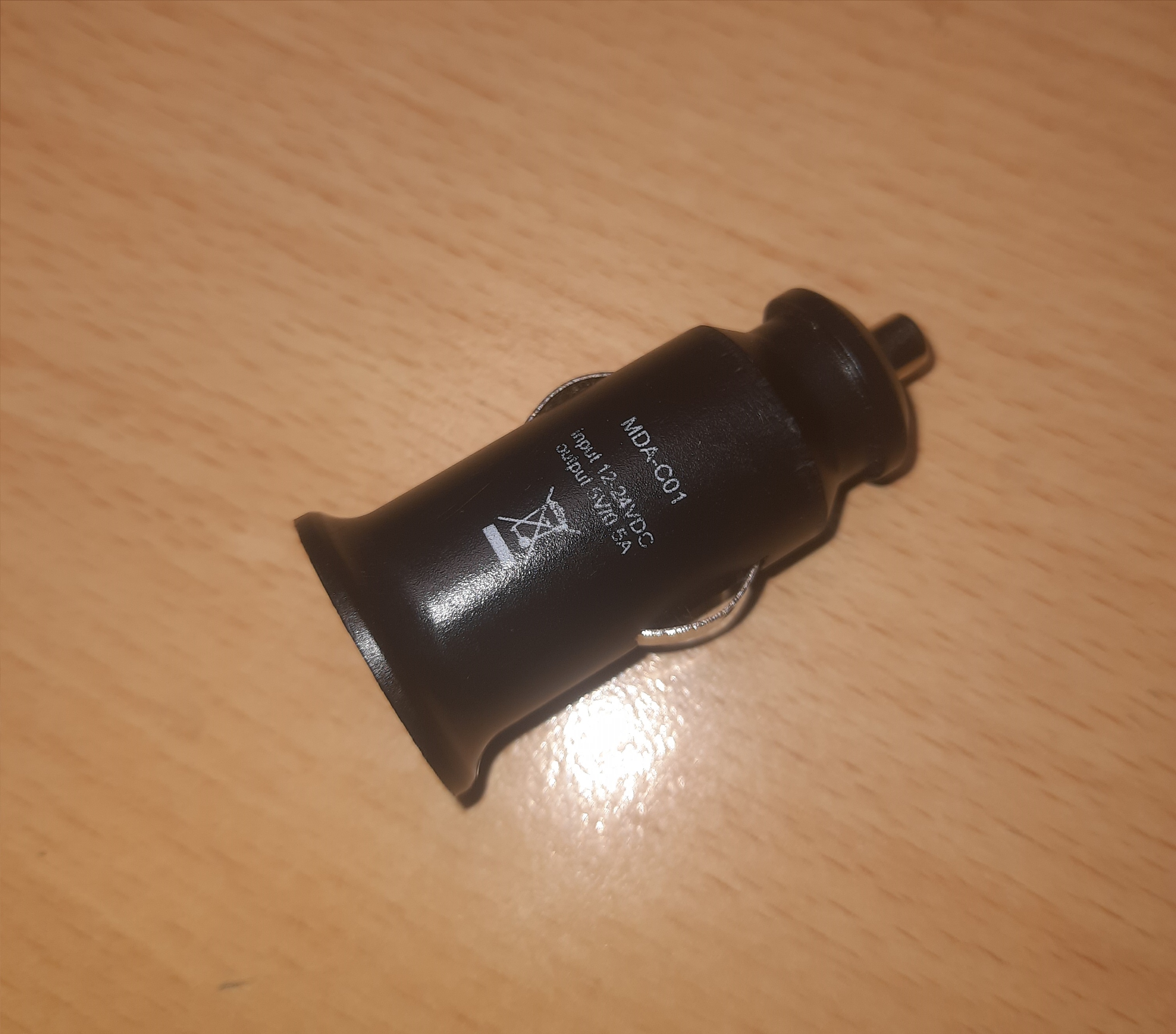 Ładowarka samochodowa 5V 0.5A USB Supertooth MDA-C01