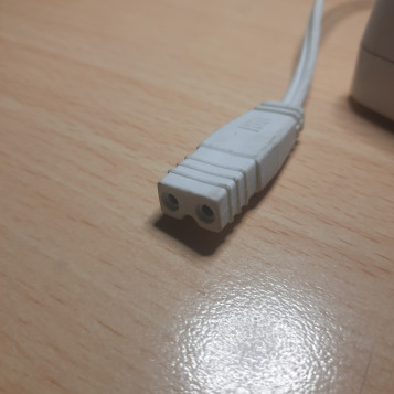Zasilacz sieciowy R.S 9.0V 2.5A (używany)
