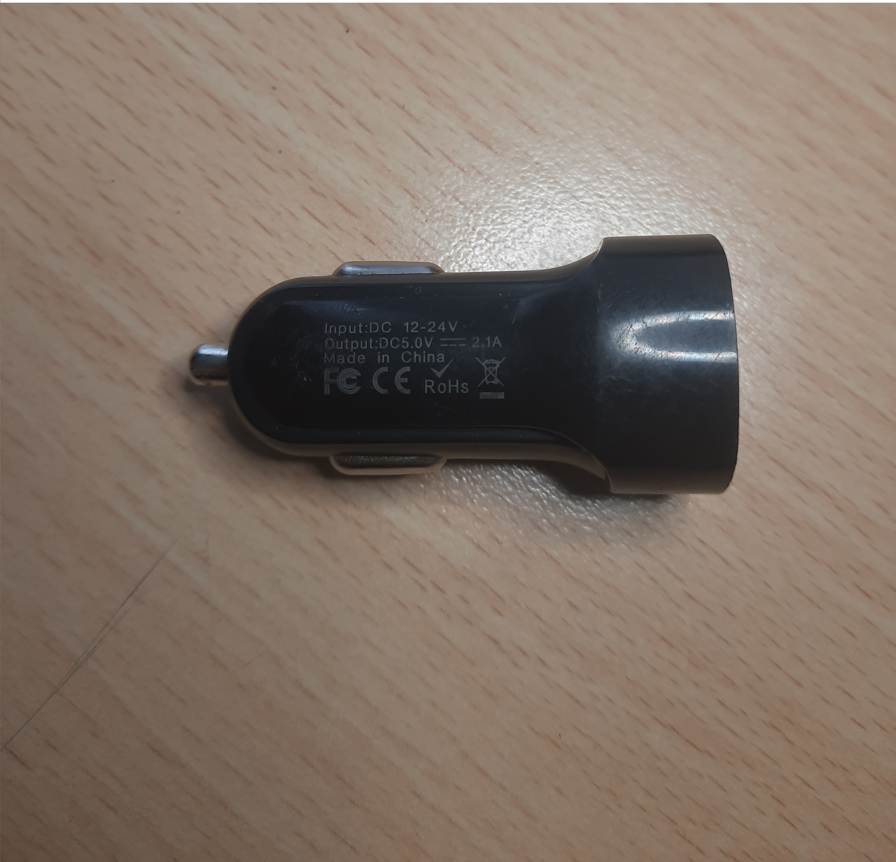 Ładowarka samochodowa 2-porty 12-24V 5V 2.1A