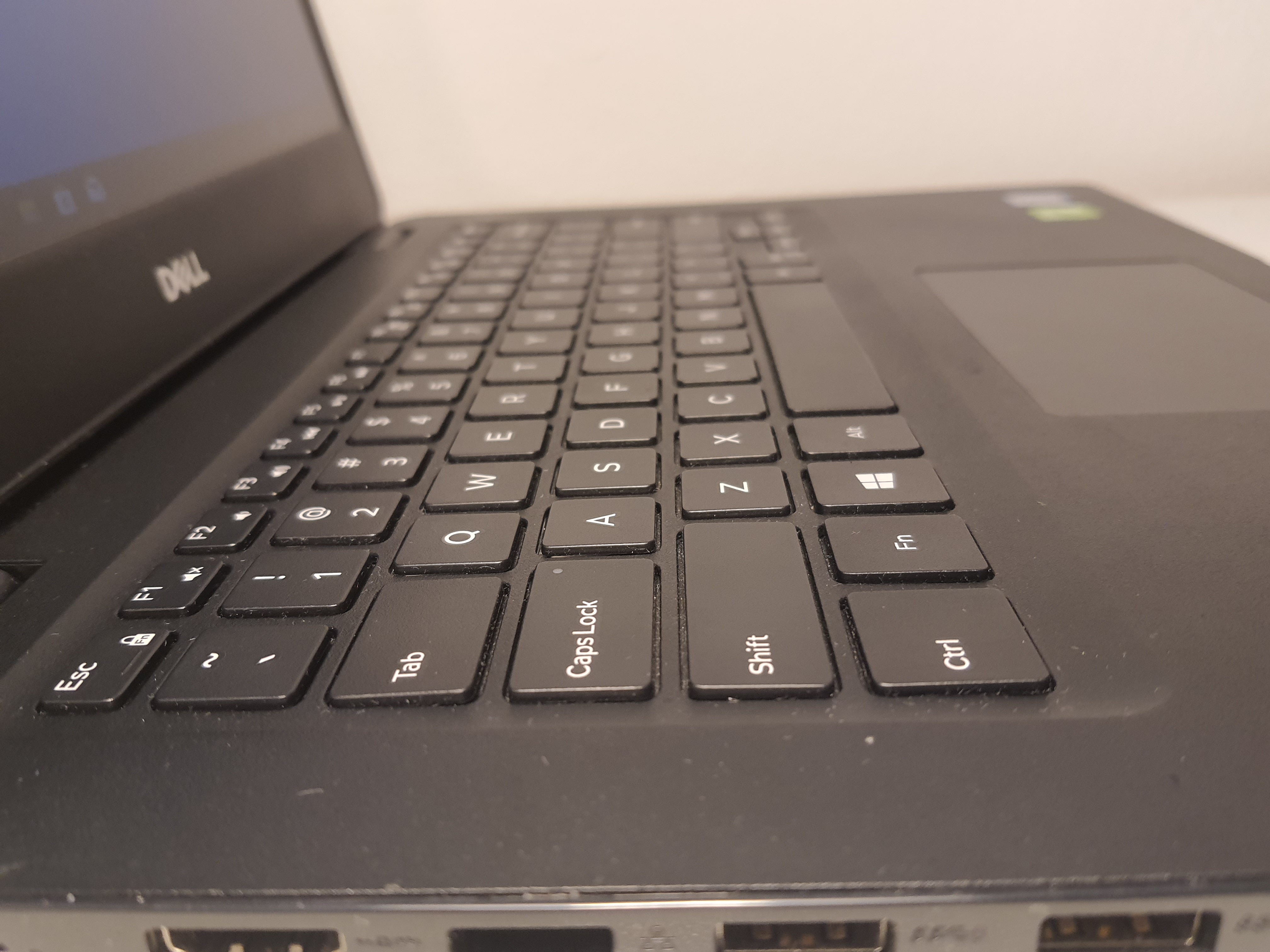 Laptop Dell Latitude E3400 14 i7-8565U 8GB RAM 250GB SSD M.2 nVidia MX130