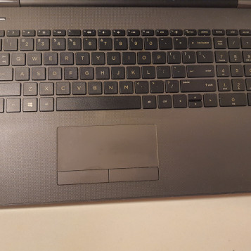 HP 255 G6 15 AMD – notebook, stan: nowy