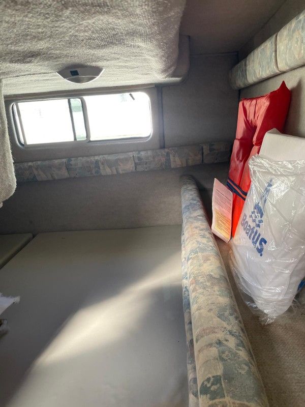 1997 Wellcraft Excel 26SE boat