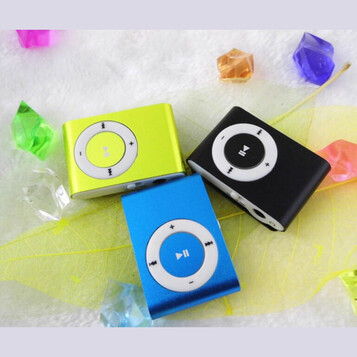 Odtwarzacz MP3 klips słuchawki + 8GB pamięci