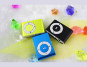 Odtwarzacz MP3 klips słuchawki + 8GB pamięci – zdjęcie 1