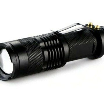 Latarka taktyczna LED Cree zoom Q5 7W wodoodporna czarna