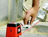 Ręczna poziomica laserowa BLACK+DECKER BDL120 – zdjęcie 2