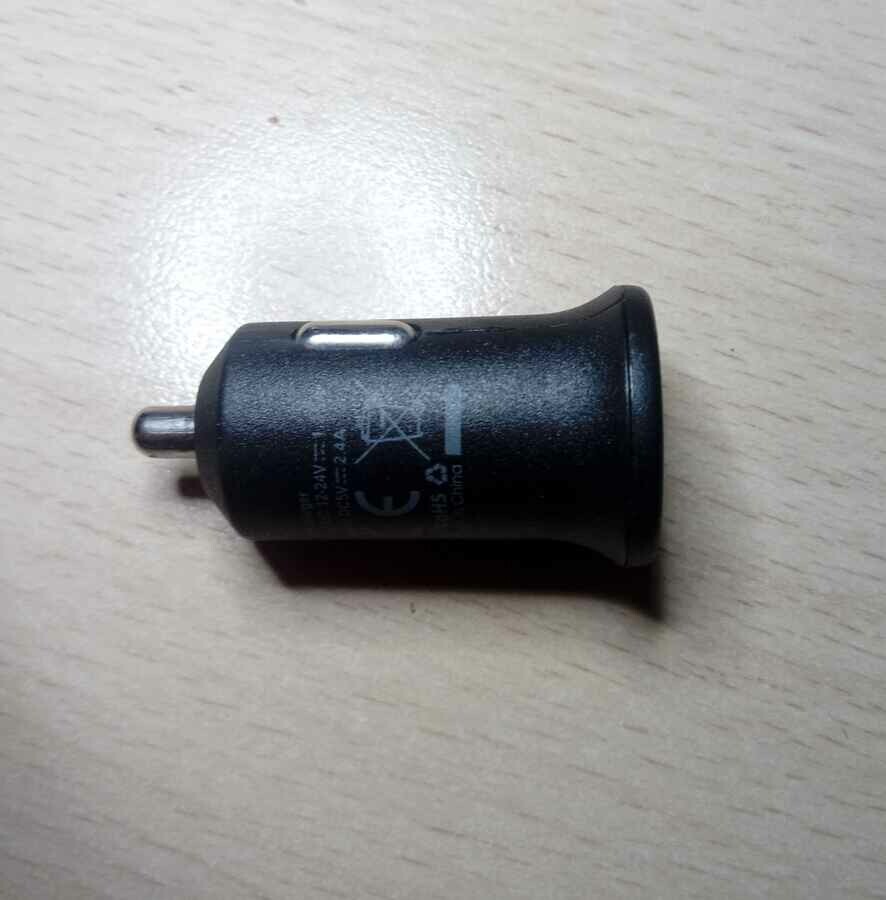 Ładowarka samochodowa 2-porty USB 5V 2.4A