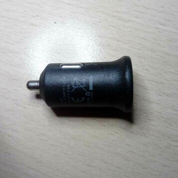 Ładowarka samochodowa 2-porty USB 5V 2.4A