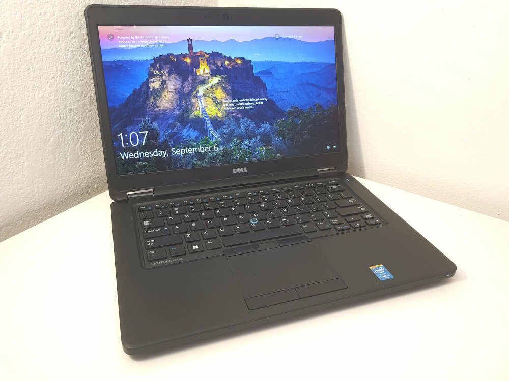 Dell laptop E5450 i5-5300U 8GB RAM 256GB SSD