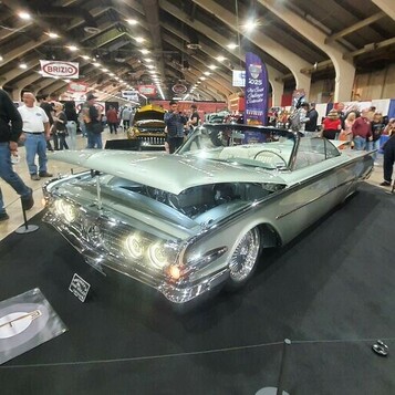 Rzadkość w Stylu Show – Edsel Ranger Convertible 1960 w Nowym Wydaniu!
