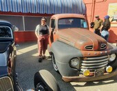 Ford F-1 z lat 1948–50 w patynie – pickup klubu Degenerates So. Cal. – zdjęcie 2