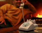 Opis 60s Mobile – telefon retro z kartą SIM, obrotowa tarcza, biały – zdjęcie 2