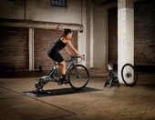 Wahoo Kickr Headwind – inteligentny wentylator treningowy Bluetooth – zdjęcie 5