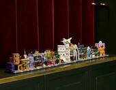 LEGO Harry Potter Magiczne sklepy na Ulicy Pokątnej 76444 – zdjęcie 5