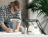 Lupa na stojaku z LED 10x WISYOK, stan: nowy – zdjęcie 5