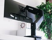 Uchwyt biurkowy Furvero HK001 do monitora 17-40 cali, sprezyna gazowa – zdjęcie 3
