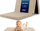Totsy Baby Materac do łóżeczka turystycznego 60x120 cm, beżowy w gwiazdki – zdjęcie 1